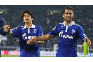 内田篤人と同時にシャルケ移籍のラウール、「バカか？」と思ったとマガトが明かす 画像