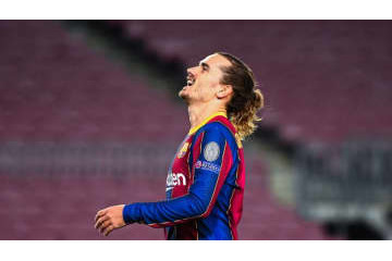 飛行機でどこかへ行ったグリーズマン、「外出禁止中」だった 画像