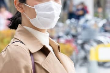 マスクをしても崩れにくい！毎日メイクのコツとは？ 画像