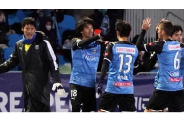 三笘薫、クールすぎる鮮烈ゴール…「エラシコからのワンツー」 画像