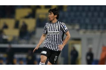 PAOK香川真司、前半45分で交代…現地は「足を引っ張った」と指摘 画像