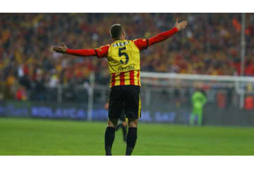 27歳で代表招集の苦労人！招集に狂喜する姿がかわいいすぎると話題に 画像