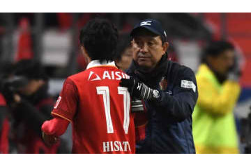 「え！そんなことあんの」 佐藤寿人が35歳で仰天した風間監督の“スペースメイク術” 画像