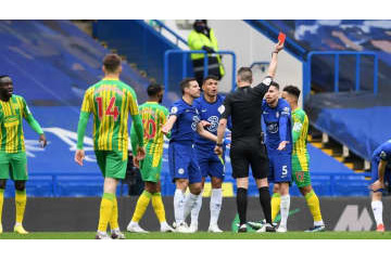 チェルシー、格下に5失点惨敗…36歳チアゴ・シウヴァは最年長退場 画像