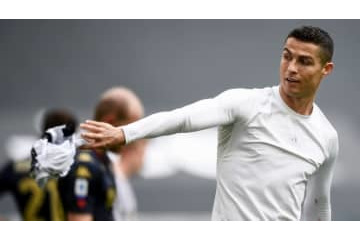 ロナウド、ユヴェントスのユニフォームを投げ捨てる…ピルロ監督は擁護 画像