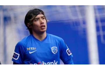 現地興奮！ヘンク伊東純也、GK泣かせの「無慈悲ミサイルシュート」がこれ 画像