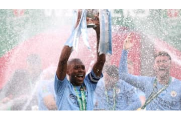 マンチェスター・C、プレミア優勝決定！主将フェルナンジーニョは契約延長か 画像