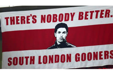 アーセナル、左利きの天才「レオ・メッソ」を獲得 画像