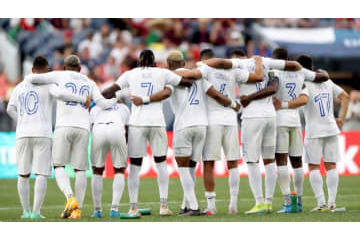 こりゃ頭抱えるわ…代表戦でGKが弾いたPKがありえないことになる 画像