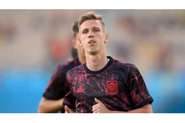 スペイン代表オルモ、EUROで対戦するクロアチアのゴールに大喜びしてた 画像