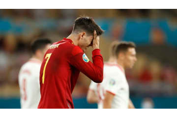 EUROで批判のモラタ、妻子に悪質脅迫…エンリケ監督は警察出動を求める 画像