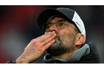 EURO2020に「偽ユルゲン・クロップ」が来襲。超バズる 画像