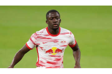 リヴァプール加入のコナテ、地元で「煙まみれのお祝い」にまみれる 画像