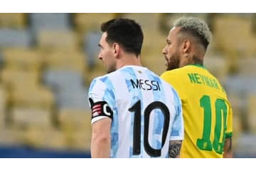 メッシとネイマール、半裸での超接近シーンも激写される 画像