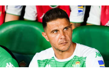 「キャプテン翼の控えGKよりも出番ない」 40歳ホアキン、引退を示唆 画像