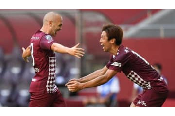 大迫勇也、酒井高徳のお膳立てでJ復帰初ゴール！「合ってきた」 画像