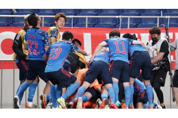 追い込まれた日本代表、オーストラリアに劇的勝利！A代表デビューの田中碧が先制弾 画像