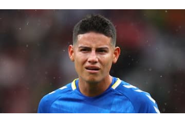 激怒ハメス、カタール3試合目でまさかの退場！主審にキレる 画像