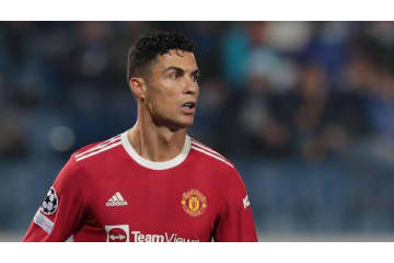 ロナウドとフレッジ、駐車違反で摘発 画像