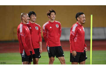 日本代表、飛行機遅延の「強行スケジュール」に…各選手はどう捉えたか 画像