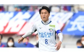 大一番を制した徳島！初のJ1残留を目指すホームでの最終節、岩尾憲はこう臨む 画像
