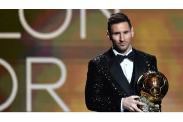 メッシ、7度目のバロンドールはバルサ博物館に飾る！？ 画像