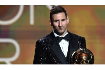 バロンドール獲得のメッシ、胃腸炎で倒れていた 画像