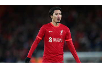 南野、リヴァプールで刺激を受けるライバルを明かす 画像