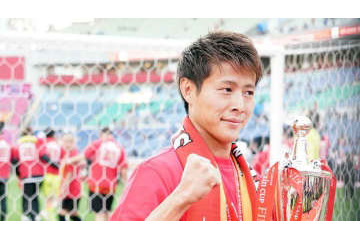 ベストゴールの柿谷曜一朗、影山優佳さんに「難しいことを聞きますね！」とおどける 画像
