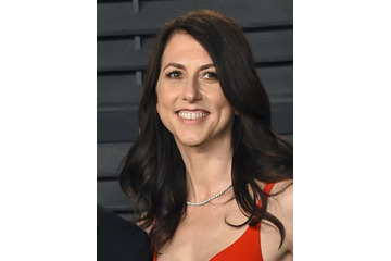 世界の女性常連メルケル氏姿消す 画像