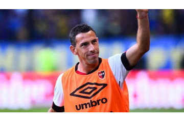 40歳で引退の元リヴァプールMFマキシ・ロドリゲス、盛大なセレモニーで送られる 画像