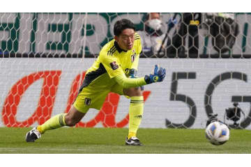 権田修一が振り返る、中国戦での「FKの大ピンチ」。なぜあれが起こったか 画像