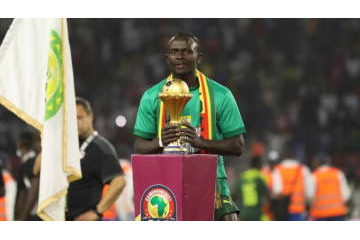 マネ、いい人すぎ！病院で一緒になった子供の治療費を支払う 画像