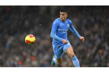 「恐ろしかった」強盗に襲われて顔面負傷したカンセロ、事件を振り返る 画像