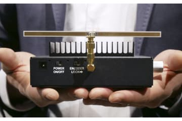 最大10m先へ、無線給電可能に 画像