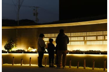 祈りささげ、復興誓う 画像