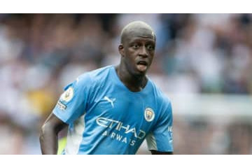 7件のレイプ容疑…メンディ、公判前審理出廷へ 画像