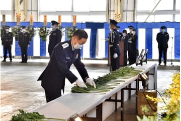 F15墜落、空自が葬送式 画像