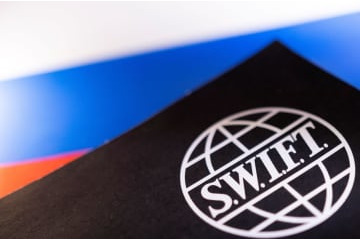 SWIFT、ロシアの銀行を遮断 画像