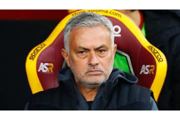 モウリーニョ、味方サポーターに怒！ローマデルビーで嫌悪した「煽り合唱」とは 画像