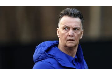 「カタールW杯は馬鹿げてる、FIFAは金だ」 オランダ代表ファンハール監督が痛烈批判 画像