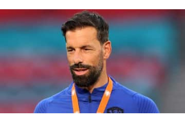 堂安律のPSV、ファン・ニステルローイ監督の就任を発表 画像