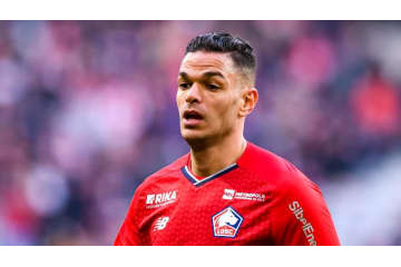 35歳の問題児ベナルファ、解雇へ…監督侮辱でリール追放 画像