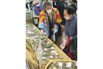 熊本知事が県産アサリをPR 画像