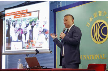 ウクライナ入りの医師が会見 画像