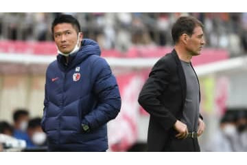 「ヴァイラー・岩政」体制で“伝統”へ回帰！鹿島アントラーズの強さと懸念 画像