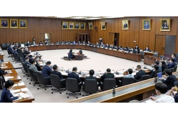 自民、9条の優先議論主張 画像