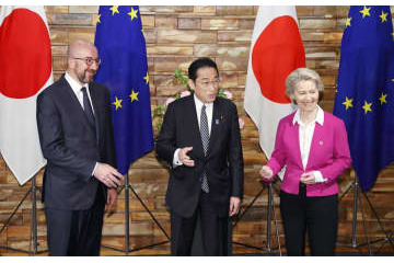 日EU、対ロ強力制裁で協調 画像