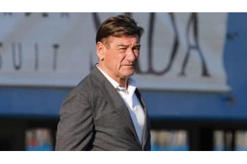 「鈴木優磨と上田綺世がウチにいたら大敗しとらん。むしろ勝ってたかも」 札幌の指揮官ボヤく 画像