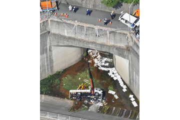 作業車転落で2人死亡、広島 画像